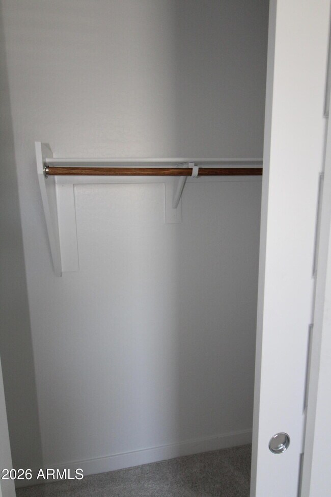 Building Photo - 3831 E Rainbow Dr