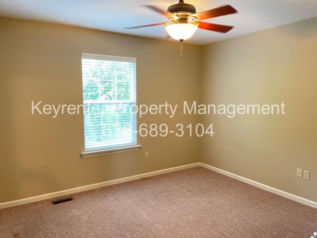 Building Photo - COMING SOON Modern 4BR Home