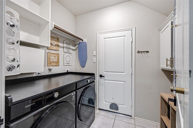 Building Photo - 20323 Rainflower Bay Ln