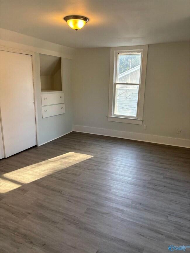 Building Photo - 218 Beirne Ave NW