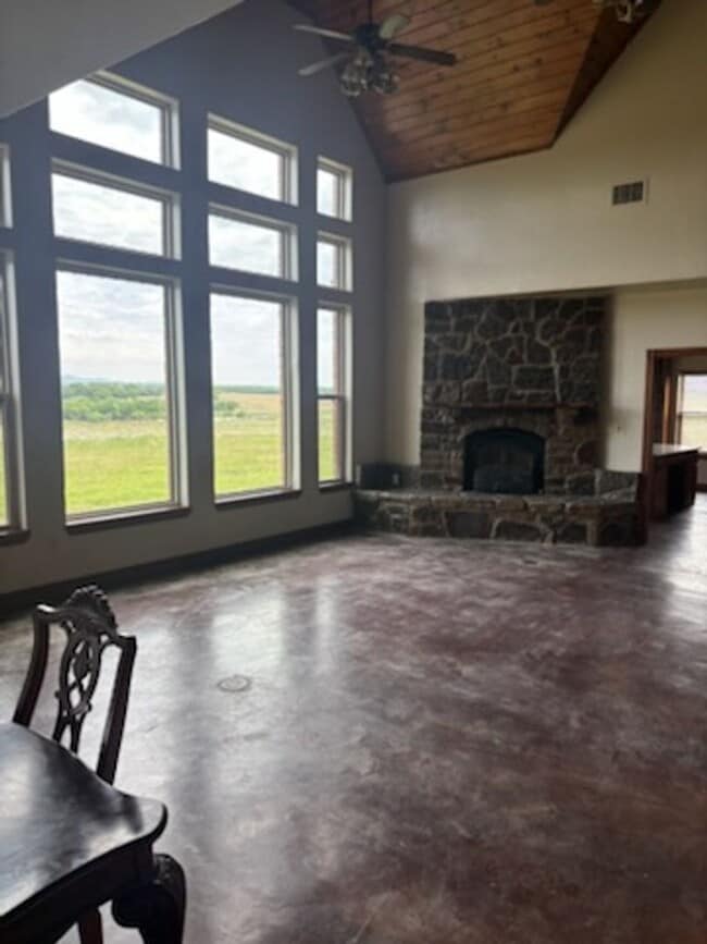 Building Photo - 21698 SW Coombs Rd