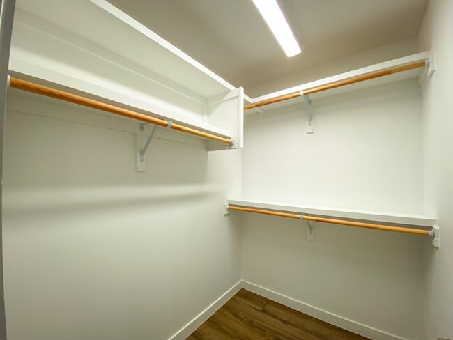 Building Photo - 844 Tijeras Ave NW