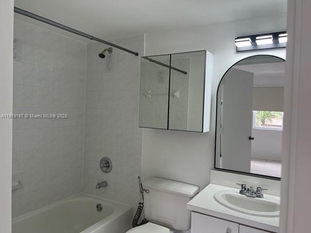 Building Photo - 631 NW 82nd Ave