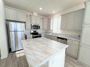 Building Photo - 2206 S Ellsworth Rd