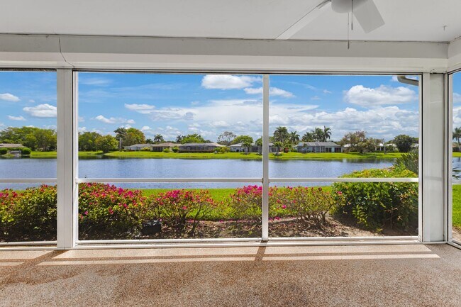 Building Photo - ** LAKEWOOD ** 3 BED / 2 BATH / GARAGE - SINGLE FAMILY HOME - GREAT LOCATION! - PET OK - ANNUAL R...