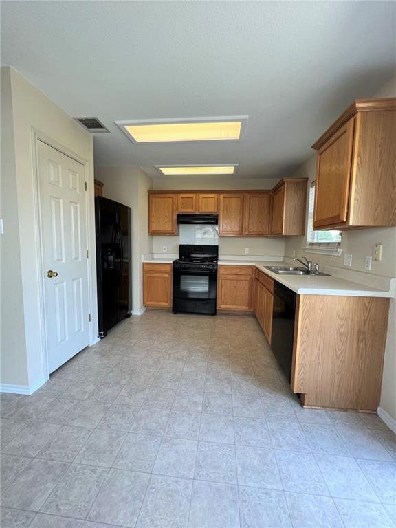 Building Photo - 1412 W Pflugerville Pkwy