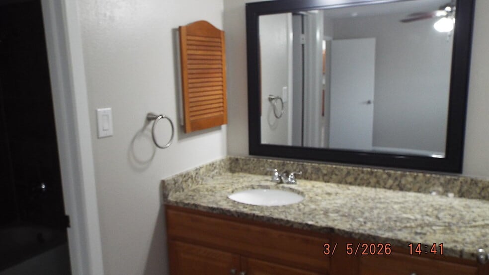 Building Photo - 12210 Brownstone St