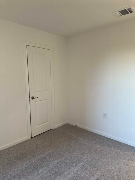 Bedroom 3 - 13223 Faxon Pass
