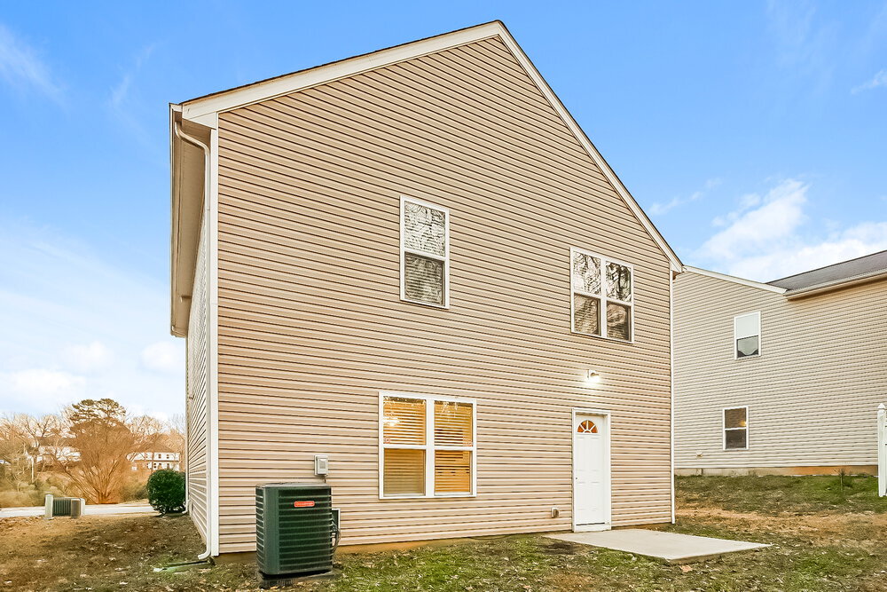 Building Photo - 4631 Montelena Dr