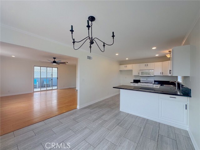 Building Photo - 34141 La Serena Dr