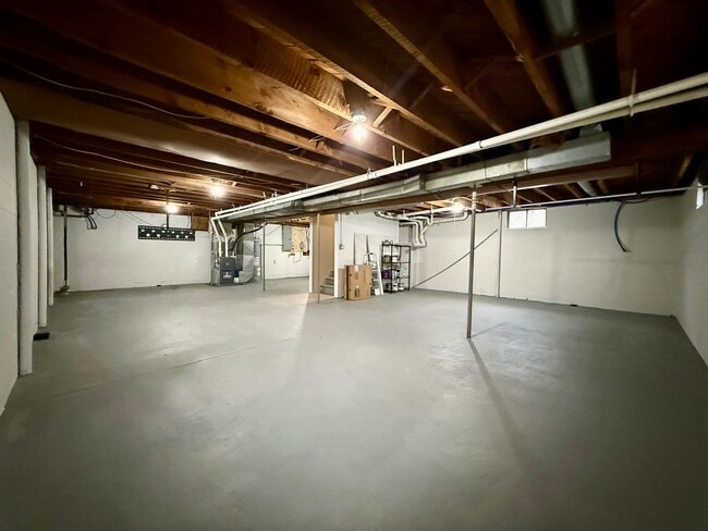 Building Photo - Two Bedroom Home in Muskegon