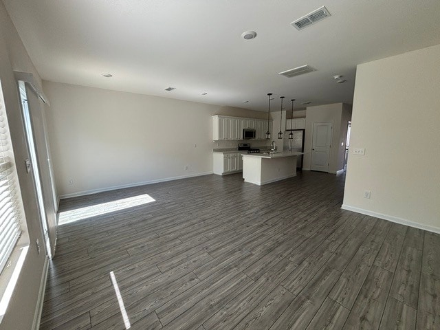 Building Photo - 2645 Aubrey St