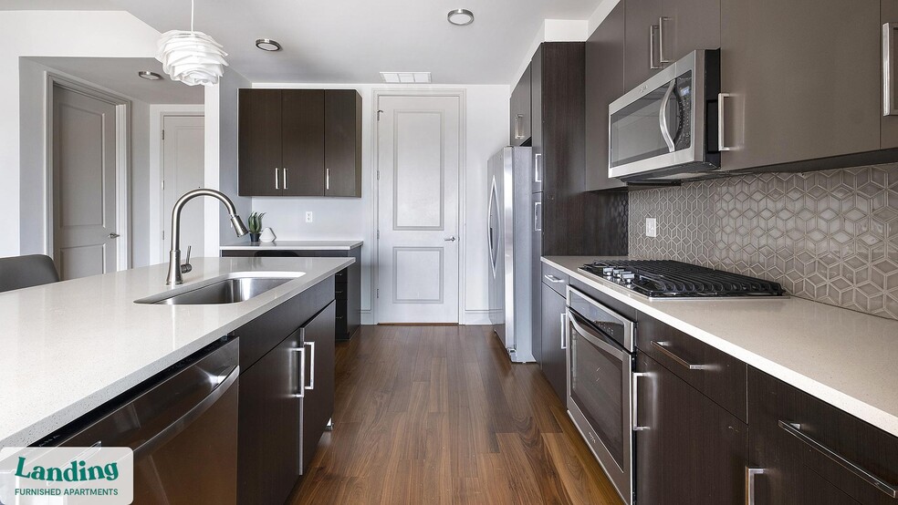 Building Photo - 1414 Wood Hollow Dr