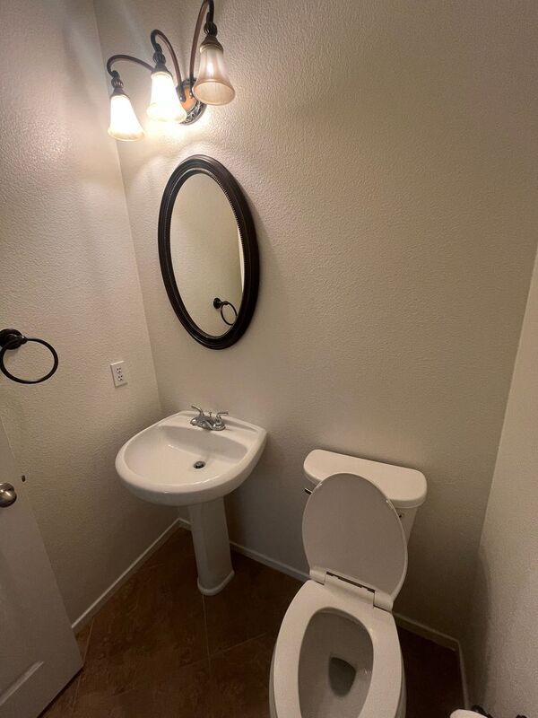 Building Photo - 32723 Ritter Ct