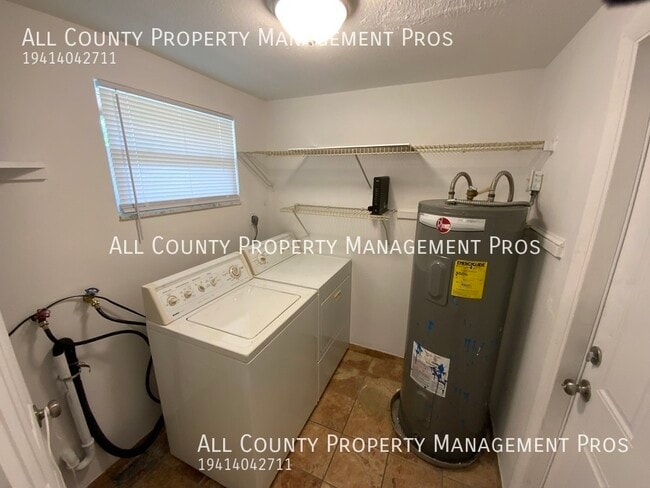 Building Photo - 5859 Olive Ave
