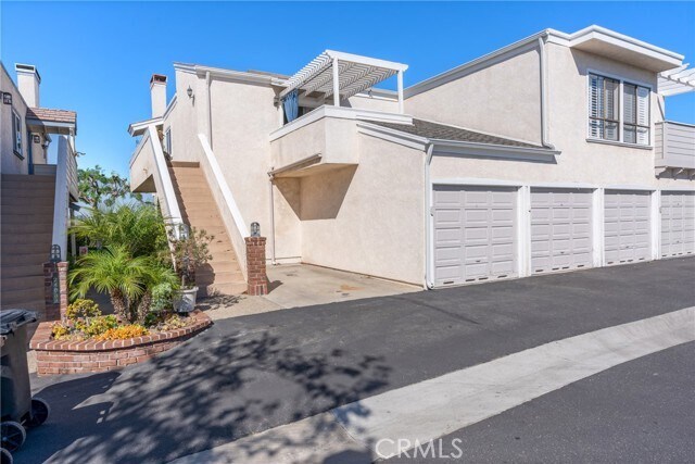 Building Photo - 24041 Vista Corona