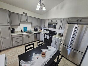 Building Photo - 2195 UNFURNISHED ~ $2395 PARTIALLY   FURNISHED  NO UTILITIES INCLUDED