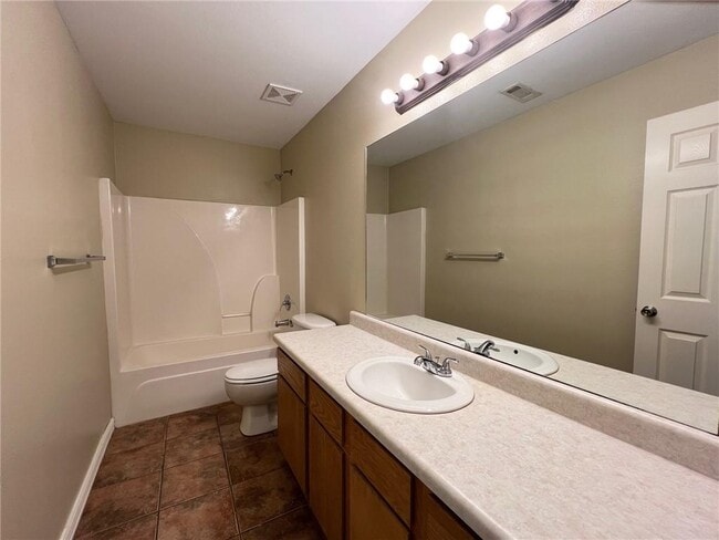 Building Photo - 341 Graystone Cir