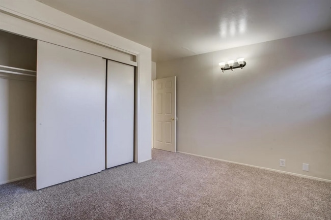 Building Photo - Wonderful 3/2 in Central Lubbock!