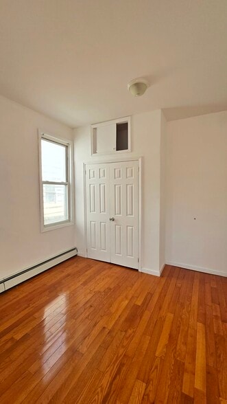 Building Photo - 3611 32nd St