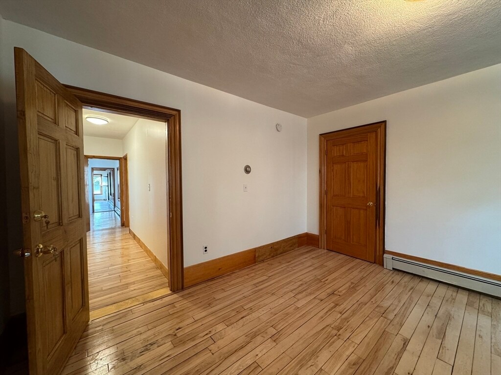 Building Photo - 114 Thorndike St