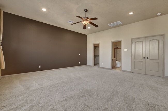 Building Photo - 6223 Duke Trail Ln