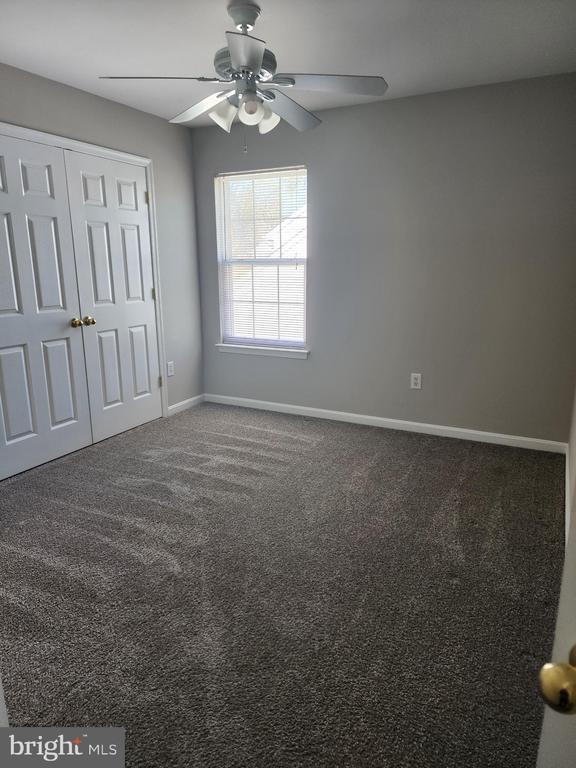 Building Photo - 318 Hanna Ct