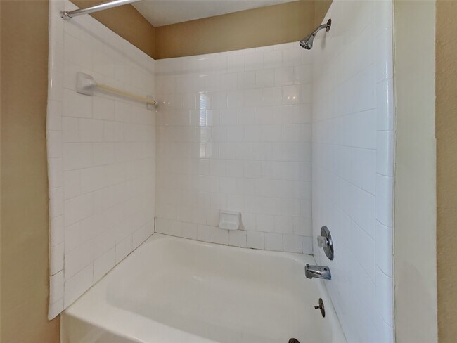 Building Photo - 674 Cypresswood Trce