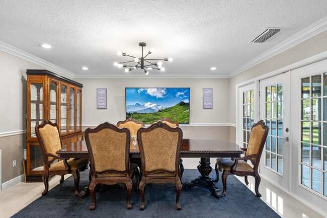 Building Photo - 6186 Duckweed Rd