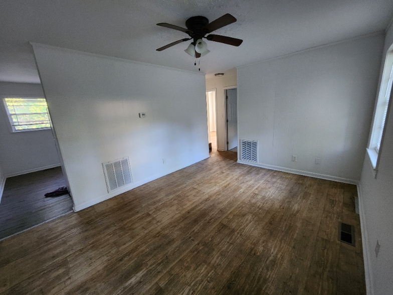 Building Photo - 4152 Monticello St