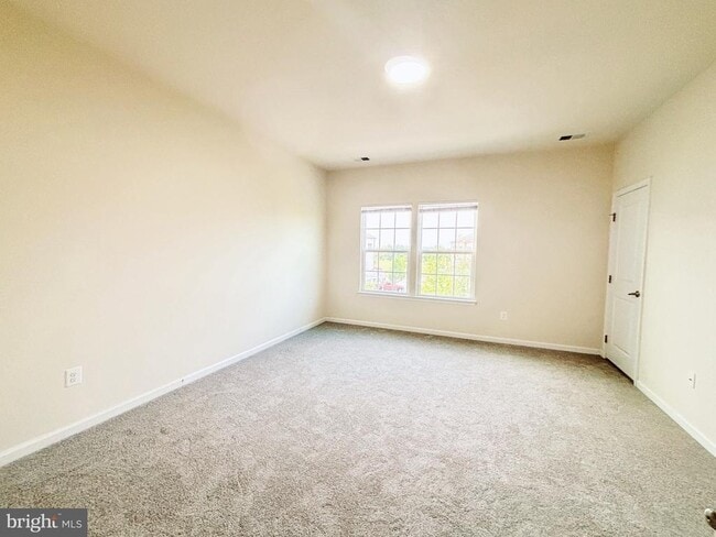 Building Photo - 9452 Ballard Green Dr