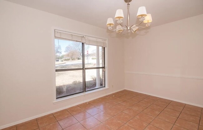 Building Photo - 4800 Gretna Green Ln