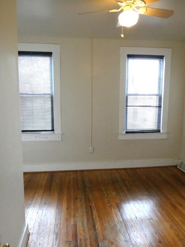 Building Photo - 2654 Lehman St