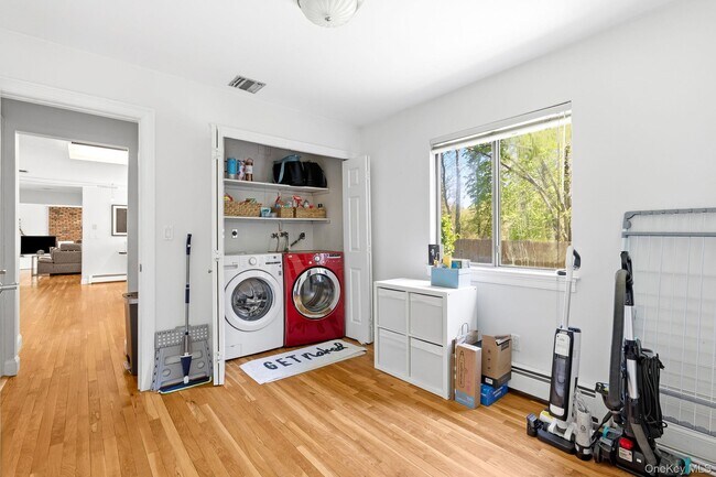 Building Photo - 26 Devonshire Dr