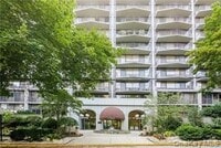 Building Photo - 15 Stewart Pl