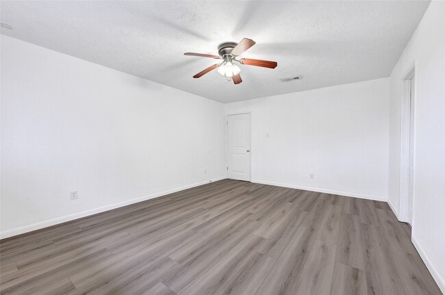 Building Photo - 2730 Mesquite Dr