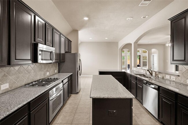 Building Photo - 2 Prairie Falcon Place