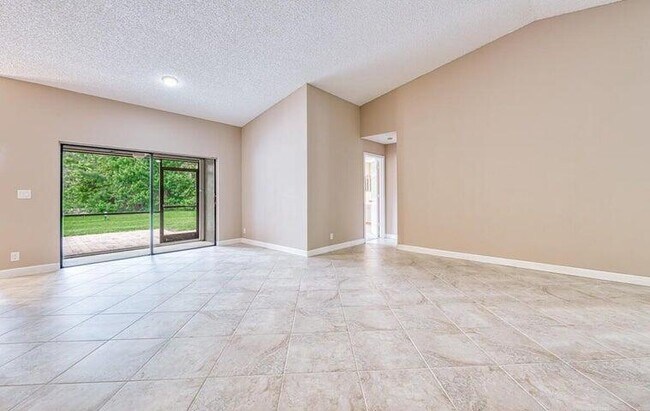 Building Photo - 5645 American Cir