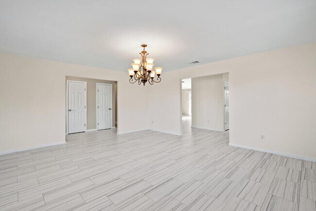 Building Photo - 2301 Redbird Cove