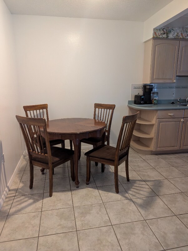 Building Photo - 612 Guild Dr