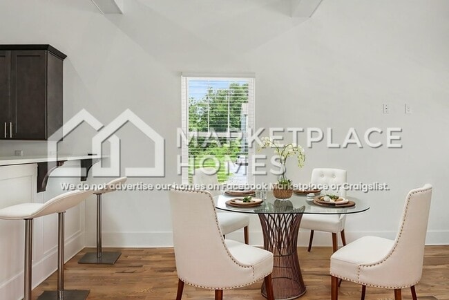Building Photo - 211 Briar Rd