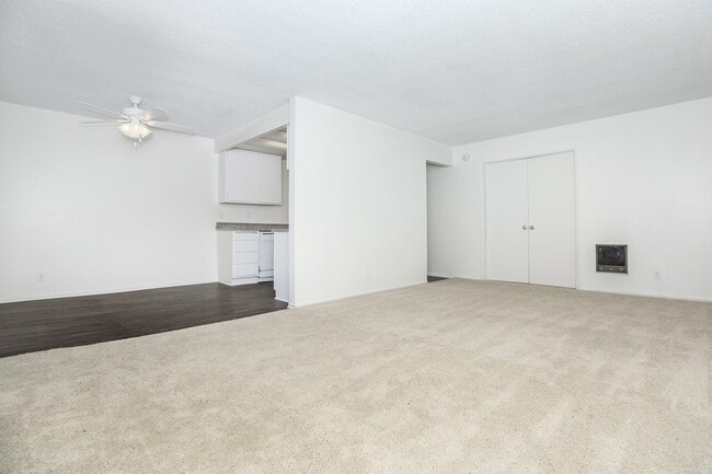 Building Photo - Palm Lane Apartment Homes
