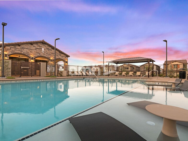 Building Photo - 10477 Beavertail Hill Ave