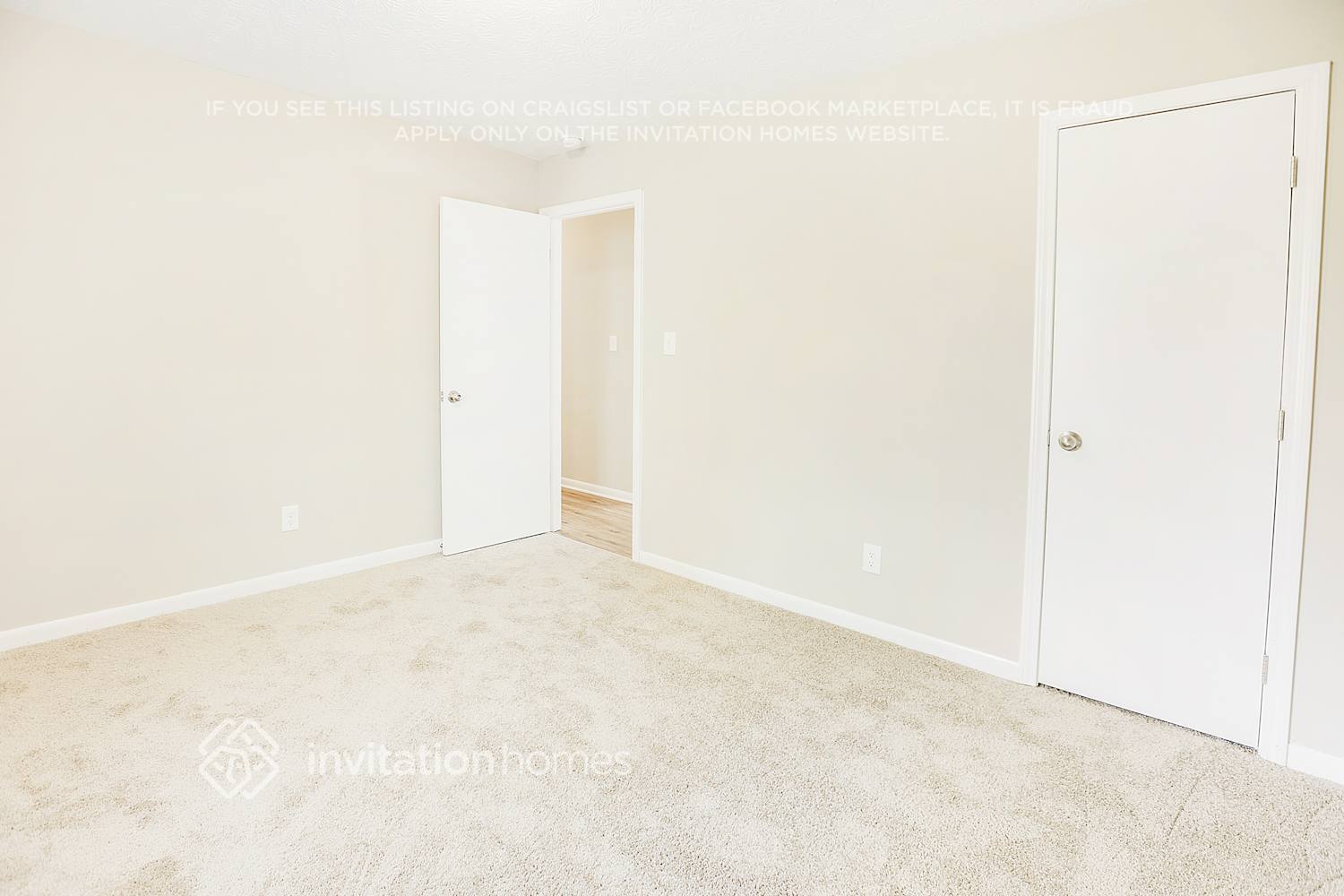 Building Photo - 237 W James Cir