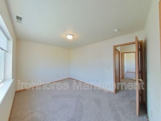Building Photo - 2471 Wheeler Dr