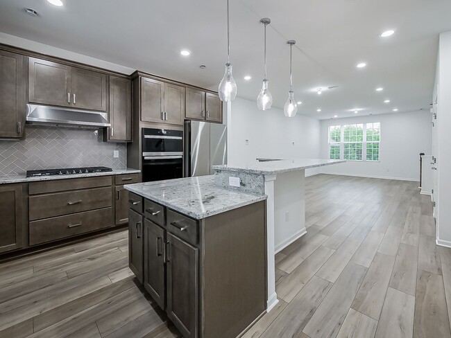 Building Photo - AVAILABLE NOW! Brand New Construction in P...