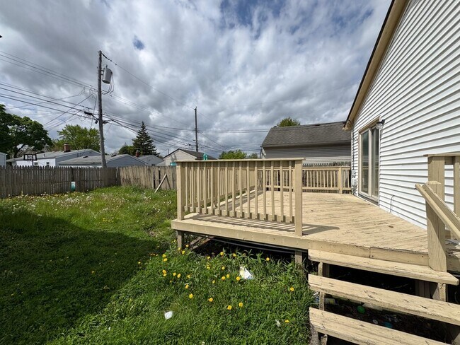 Building Photo - 8716 Timken Ave