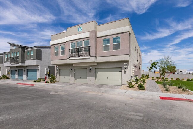 Building Photo - 2024 Lennar-Built Fully Furnished 2BR + Office Space Townhome-Style Condo in Cadence