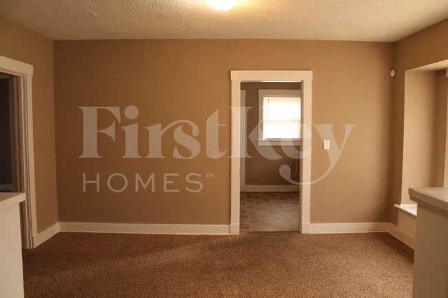 Building Photo - 2507 Quincy St