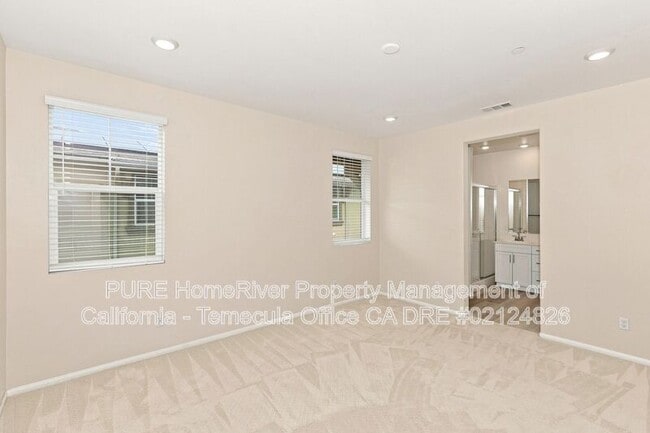 Building Photo - 40702 Birchfield Dr